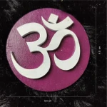 Om (3D)
