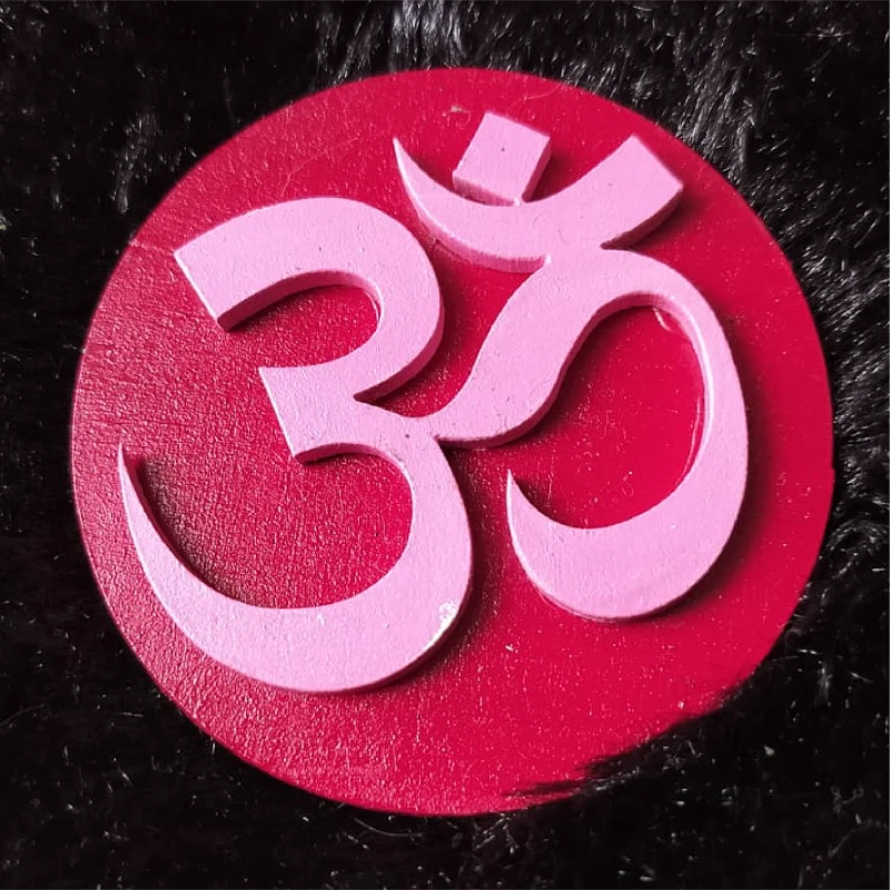 Om (3D)