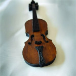 Classic Violin Wooden Fridge Magnet – Artistic Music Decor